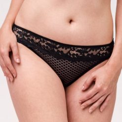 Tanga Marco. Czerwone majtki damskie LAUMA lingerie, z bawełny. Za 45,99 zł.