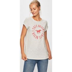Mustang - T-shirt. Szare bluzki damskie Mustang, s, z nadrukiem, z bawełny, z okrągłym kołnierzem. Za 59,90 zł.