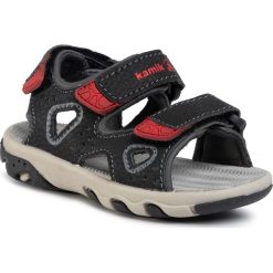 Sandały KAMIK - Lobster2 HK9126 Black. Czarne sandały chłopięce Kamik, ze skóry ekologicznej, bez zapięcia. W wyprzedaży za 139,00 zł.