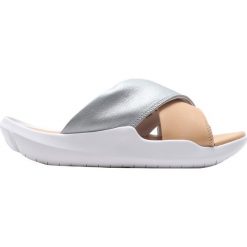 Klapki Nike Wmns Benassi Future Cross SE Premium (AO2641-001). Szare klapki damskie Nike, bez wzorów, z materiału, bez obcasa. Za 186,99 zł.