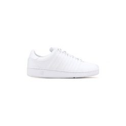 Buty K-Swiss Buty lifestylowe Classic VN 03343-101-M. Białe trampki męskie K-SWISS, bez wzorów, bez zapięcia. Za 379,00 zł.