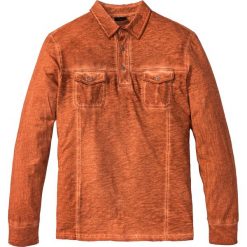 Długa bluza rozpinana z delikatnie lejącego materiału z nadrukiem bonprix lazurowy z nadrukiem. Niebieskie bluzy damskie bonprix, z nadrukiem, z długim rękawem, długie, bez kaptura. Za 69,99 zł.