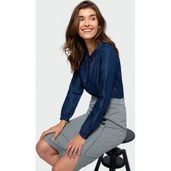 Denimowa bluzka. Bluzki damskie Greenpoint, z bawełny. Za 39,99 zł.