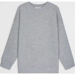 Mango Kids - Bluza dziecięca Spider 110-152 cm. Szare bluzy chłopięce Mango Kids, z aplikacjami, z bawełny, bez rękawów, bez kaptura. Za 89,90 zł.