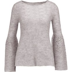 Swetry klasyczne damskie: Mint Velvet SEQUIN SLEEVE Sweter silver grey marl