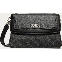 Guess Jeans - Torebka. Różowe listonoszki damskie Guess Jeans, w paski, z bawełny, na ramię, małe, bez dodatków. Za 549,90 zł.