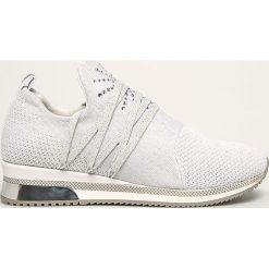 Marco Tozzi - Buty. Szare buty sportowe damskie Marco Tozzi, bez wzorów, z materiału, sportowe. Za 199,90 zł.