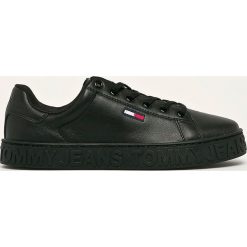 Tommy Jeans - Buty. Białe buty sportowe damskie Tommy Jeans, bez wzorów, z jeansu, sportowe. Za 429,90 zł.