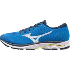 Mizuno WAVE RIDER Obuwie do biegania treningowe brilliant blue/white/safety yellow. Niebieskie buty sportowe męskie marki Mizuno, z gumy, bez zapięcia, do biegania, mizuno wave. W wyprzedaży za 401,40 zł.
