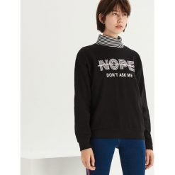 Bluza z nadrukiem - Czarny. Czarne bluzy rozpinane damskie Sinsay, l, z nadrukiem. Za 39,99 zł.