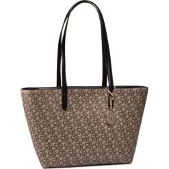 Torebka DKNY - Bryant Md Zip Tote R74AJ014 Chino/Blk QZP. Pomarańczowe torebki klasyczne damskie DKNY, bez wzorów, ze skóry ekologicznej, klasyczne, bez dodatków. W wyprzedaży za 559,00 zł.