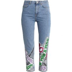 Topshop MOM Jeansy Zwężane bleach. Niebieskie rurki damskie marki Topshop, z bawełny. Za 339,00 zł.