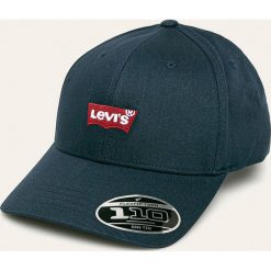 Levi's - Czapka. Niebieskie czapki damskie Levi's®, bez wzorów, z elastanu. W wyprzedaży za 89,90 zł.
