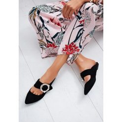 Czarne Klapki Jasmine. Czarne chodaki damskie vices. Za 69,99 zł.