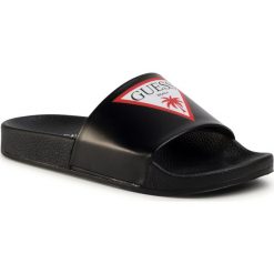 Klapki GUESS - E02Z07 BB00F BLACK. Czarne klapki damskie Guess, z aplikacjami, ze skóry ekologicznej, bez obcasa. Za 169,00 zł.