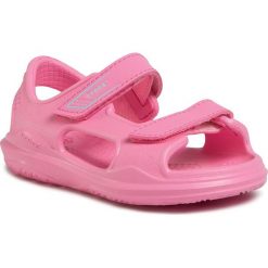 Sandały CROCS - Swiftwater Expedition Sandal K 206267 Pink Lemonade. Różowe sandały dziewczęce Crocs, z tworzywa sztucznego, bez zapięcia. W wyprzedaży za 109,00 zł.