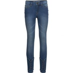 Dżinsy Super Skinny ze sznurowaniem bonprix niebieski "stone”. Niebieskie jeansy damskie bonprix, bez wzorów, z jeansu. Za 59,99 zł.