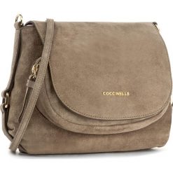 Torebka COCCINELLE - BF0 Janine Suede E1 BF0 55 01 01 Militaire 081. Zielone listonoszki damskie marki Coccinelle. Za 1399,90 zł.