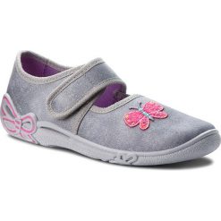Kapcie SUPERFIT - 8-00288-06 S Stone Kombi. Szare sandały dziewczęce Superfit, z tworzywa sztucznego, bez zapięcia. Za 129,00 zł.