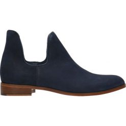 Botki NEVIA. Niebieskie botki damskie Gino Rossi, ze skóry, eleganckie, na wysokim obcasie, na płaskiej podeszwie, bez zapięcia. Za 299,90 zł.