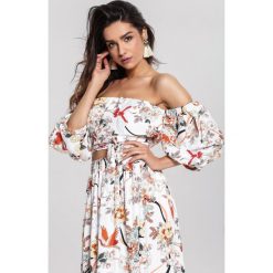 Biała Bluzka Pretty-Pretty. Białe bluzki damskie other, s, bez wzorów, bez kołnierzyka. Za 89,99 zł.