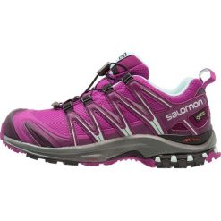 Salomon XA PRO 3D GTX Obuwie do biegania Szlak hollyhock. Szare buty do biegania damskie Salomon, z materiału. Za 699,00 zł.