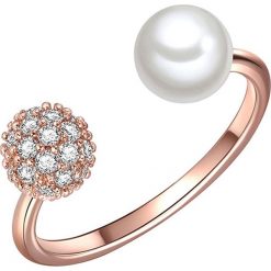 Pozłacany pierścionek z perłą i cyrkoniami. Żółte pierścionki damskie The Pacific Pearl Company, Nova Pearls Copenhagen & Co., z cyrkonią, złote. W wyprzedaży za 57,95 zł.