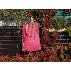 Duża pojemna torebka pikowana Candy pink. Różowe torebki klasyczne damskie marki Pakamera, duże, pikowane. Za 140,00 zł.