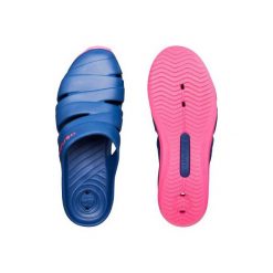 Klapki basenowe CLOG 100 damskie. Niebieskie klapki damskie NABAIJI, bez wzorów, bez obcasa. Za 49,99 zł.