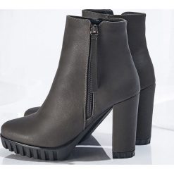 Szare Botki Have Mercy. Szare botki damskie lity Born2be, na wysokim obcasie, na zamek. Za 49,99 zł.