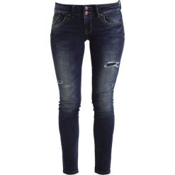 LTB MOLLY Jeansy Slim Fit valor wash. Czarne rurki damskie marki LTB. W wyprzedaży za 195,30 zł.
