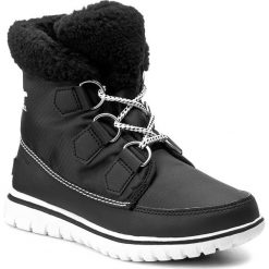Śniegowce SOREL - Cozy Carnival NL2297 Black 011. Czarne buty zimowe damskie marki Sorel, z gumy, na niskim obcasie. W wyprzedaży za 319,00 zł.