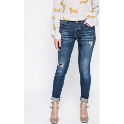 Guess Jeans - Jeansy Curve X. Niebieskie jeansy damskie marki Guess Jeans. W wyprzedaży za 399,90 zł.