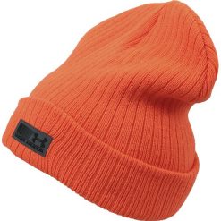 UA Truck Stop Beanie 1283122-825. Pomarańczowe czapki męskie marki Under Armour, bez wzorów, z materiału. W wyprzedaży za 79,99 zł.