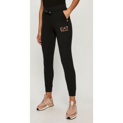 EA7 Emporio Armani - Spodnie. Czarne spodnie damskie EA7 Emporio Armani, s, z elastanu. Za 379,90 zł.