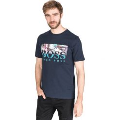 BOSS Trek 4 Koszulka Niebieski. Niebieskie podkoszulki męskie Boss, xxl, z nadrukiem, z bawełny, z krótkim rękawem. Za 268,95 zł.