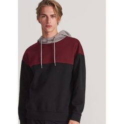 Bluza z kolorowymi panelami - Czarny. Czarne bluzy męskie Reserved, s, bez wzorów, bez kołnierzyka, bez rękawów, bez kaptura. Za 99,99 zł.
