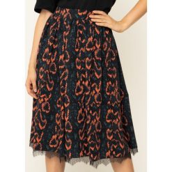 Spódnica trapezowa Calvin Klein Python Lace Trim K20K201739. Spódniczki damskie Calvin Klein, bez wzorów, z poliesteru, midi, trapezowe. W wyprzedaży za 519,00 zł.