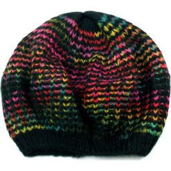 Beret damski Somewhere under the rainbow czarny. Czarne berety damskie marki Art of Polo. Za 28,94 zł.