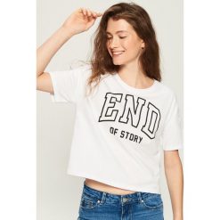 T-shirt z nadrukiem - Biały. Białe t-shirty damskie Sinsay, l, z nadrukiem. Za 19,99 zł.