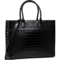 Torebka EMPORIO ARMANI - Y3A118 YFN5E 80001 Black. Czarne torebki klasyczne damskie Emporio Armani, bez wzorów, ze skóry ekologicznej, klasyczne, bez dodatków. W wyprzedaży za 1029,00 zł.