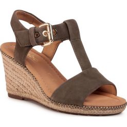Espadryle GABOR - 42.824.34 Oliv. Zielone espadryle damskie Gabor, bez wzorów, z zamszu, bez obcasa, na obcasie. Za 449,00 zł.