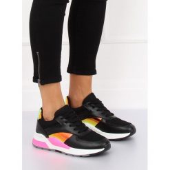 Buty sportowe czarne LV73P BLACK. Czarne buty sportowe damskie obuwie damskie, z tkaniny. Za 84,69 zł.