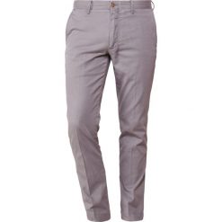 Polo Ralph Lauren SLIM FIT NEWPORT PANT Spodnie materiałowe perfect grey. Szare rurki męskie Polo Ralph Lauren, z bawełny. Za 629,00 zł.