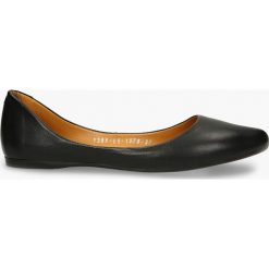 Baleriny czarne Camila. Czarne baleriny damskie Badura, bez wzorów, bez obcasa. Za 295,99 zł.