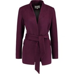 Mint&berry Krótki płaszcz plum. Fioletowe płaszcze damskie marki mint&berry, z poliesteru, krótkie. Za 419,00 zł.