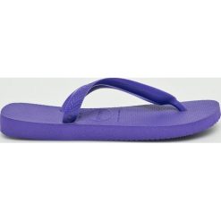 Havaianas - Japonki. Fioletowe klapki damskie marki Havaianas, z materiału, na płaskiej podeszwie. W wyprzedaży za 59,90 zł.