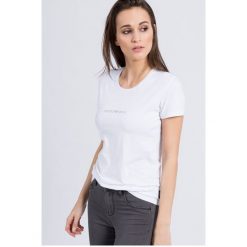 Emporio Armani Underwear - Top. Białe bluzki damskie Emporio Armani, s, z elastanu, z okrągłym kołnierzem. W wyprzedaży za 149,90 zł.
