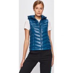Pepe Jeans - Bezrękawnik. Niebieskie kurtki damskie Pepe Jeans, s, bez wzorów, z poliesteru. W wyprzedaży za 319,90 zł.