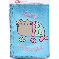 Portfele damskie: Portfel z nadrukiem pusheen – Niebieski